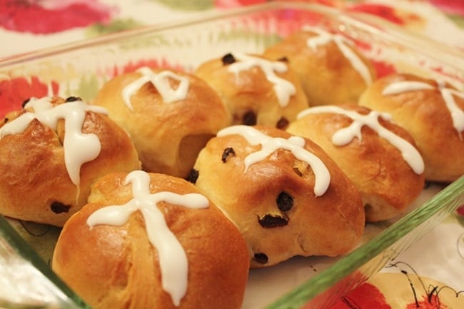 Hot cross buns in a glass pan ready to serve