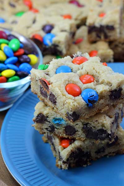 M&M Cookie Bars